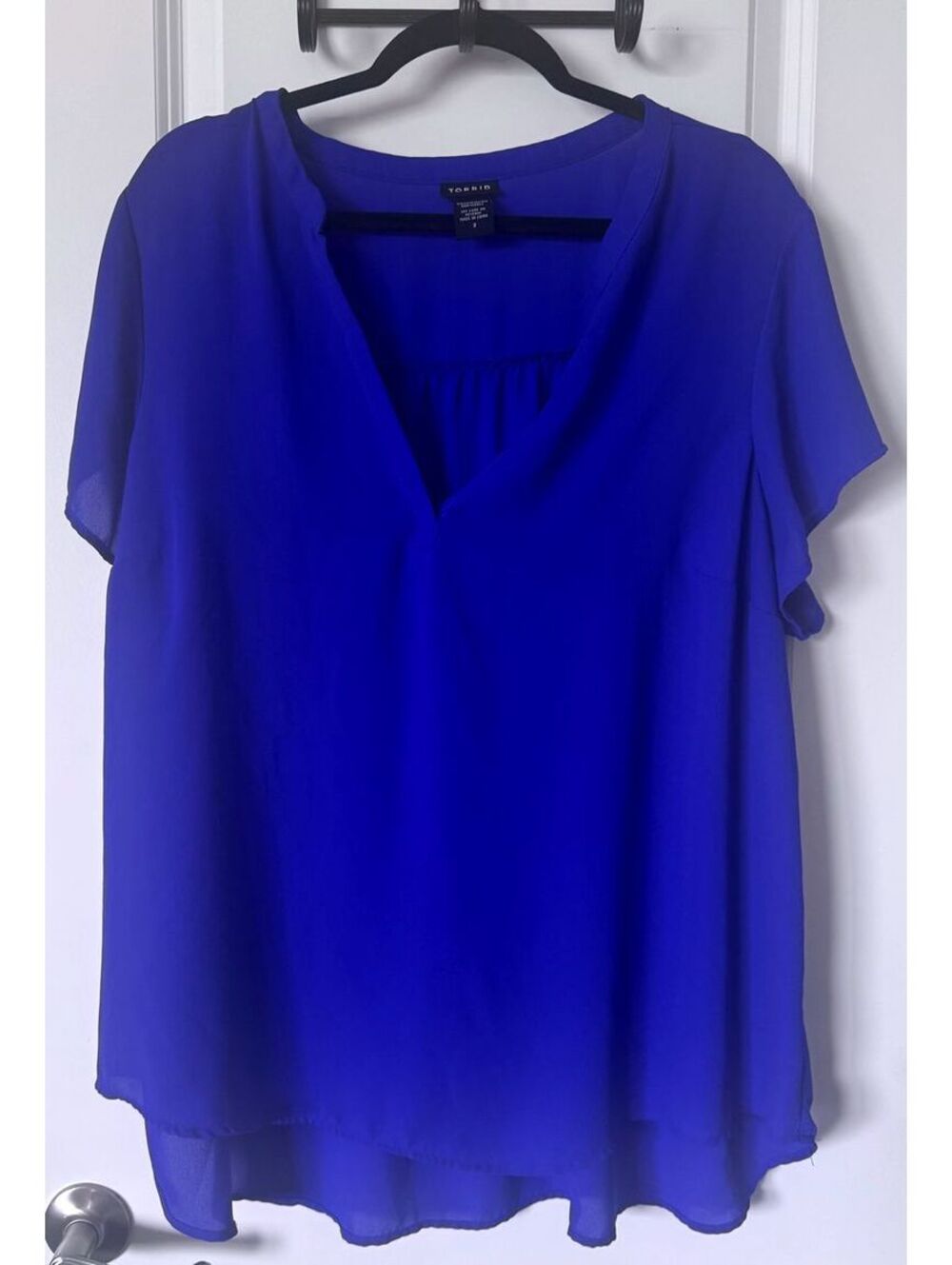 Torrid Royal Blue V-Neck Short Sleeve Blouse Size 2